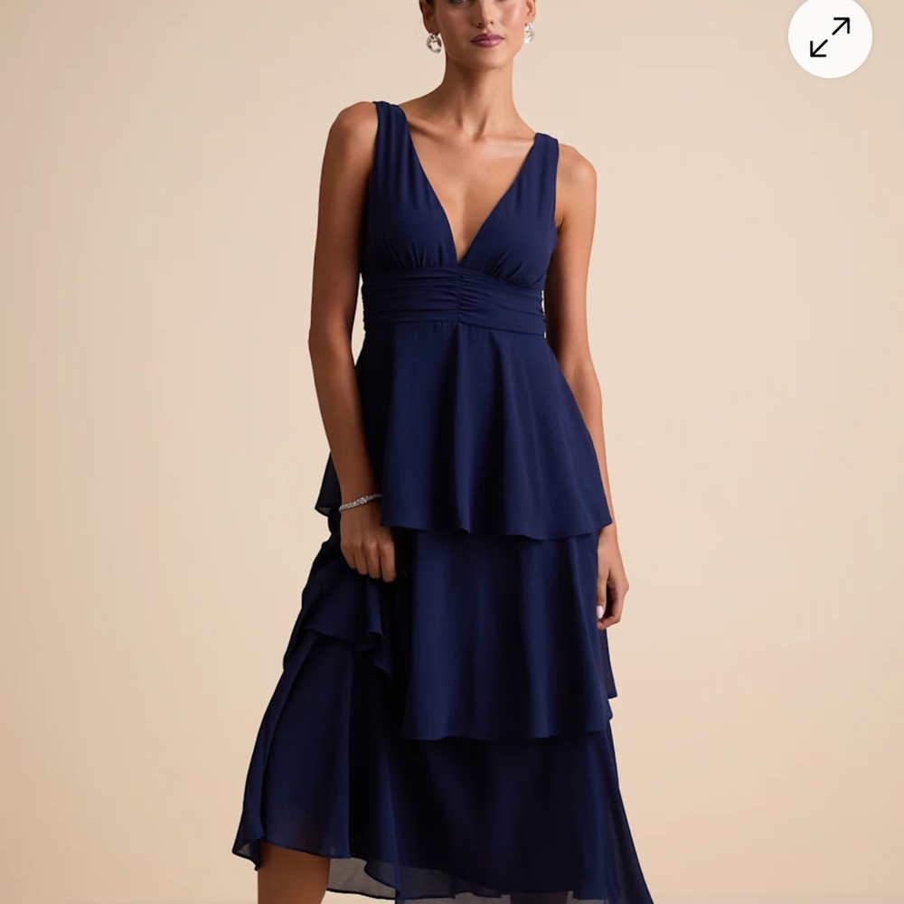 LULUS sleeveless midi dress